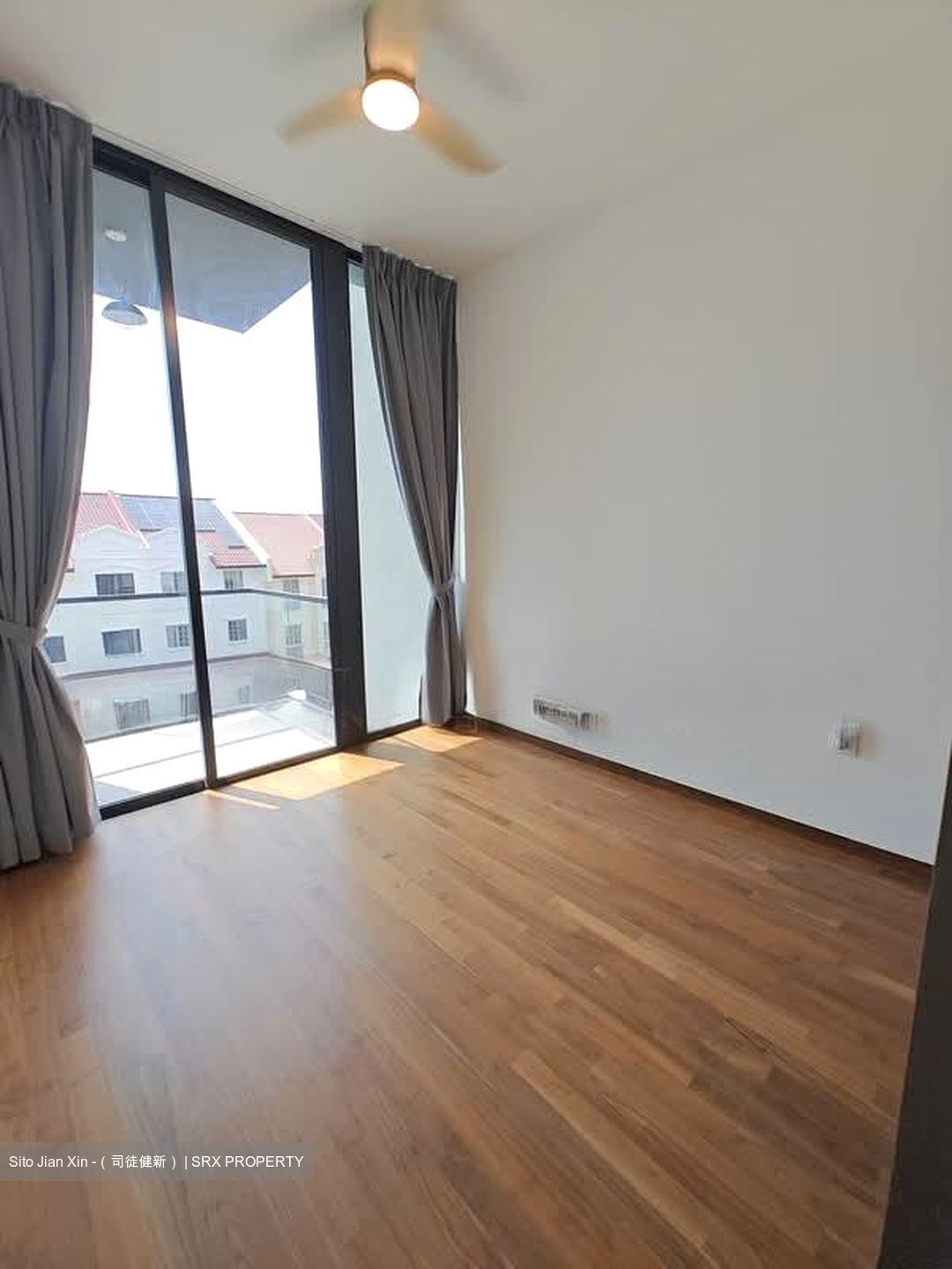 Parc Komo (D17), Apartment #560622061